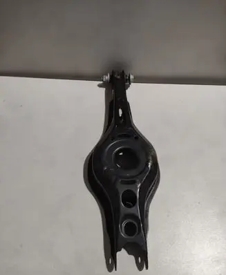 Lexus UX Rear upper control arm/wishbone L10305159