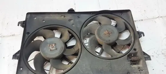 Ford Mondeo MK II Radiator cooling fan shroud 95BB8146BC 95BB-8146-BC