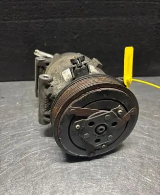 Renault Scenic II - Grand scenic II Air conditioning (A/C) compressor (pump) 8200457418