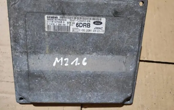 Ford Fiesta Engine control unit/module 3S6112A650EB S118107008D