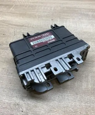 Audi 80 90 S2 B4 Engine control unit/module ECU 8A0907311B 0261200735