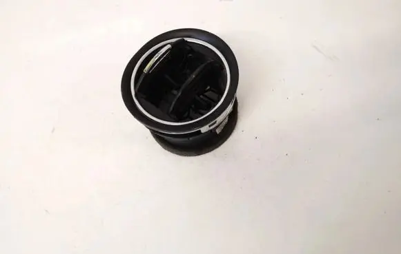 Dash center air vent grill