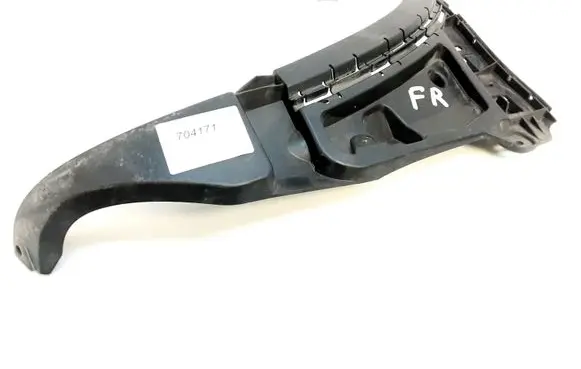 Volvo XC90 Front bumper mounting bracket 08620564