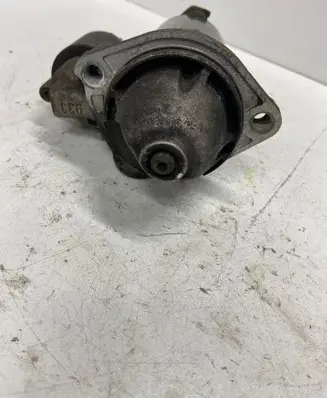 Volkswagen PASSAT B5 Starter motor 06B911023 0001107073