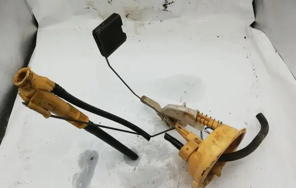BMW 3 E46 Fuel level sensor 6752054