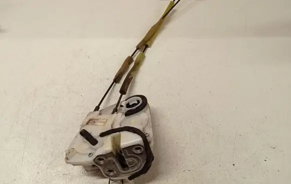 Mazda 6 Rear door lock 9D02B0014