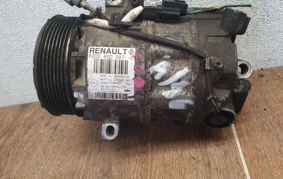 Renault Laguna III Air conditioning (A/C) compressor (pump) 8200890987
