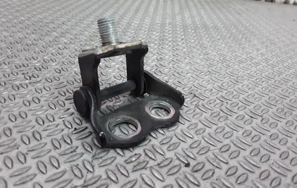 Toyota Yaris Tailgate/trunk/boot hinge