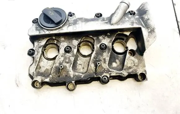 Audi A6 S6 C6 4F Rocker cam cover 06e1034716 USed