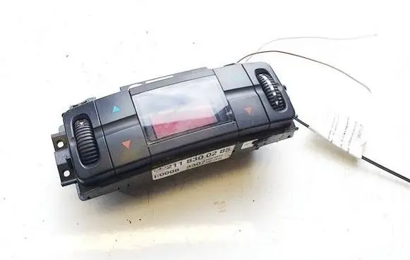 Mercedes-Benz E W211 Climate control unit 2118300285 00083307