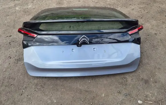 Citroen C4 III e-C4 Tailgate/trunk/boot lid 