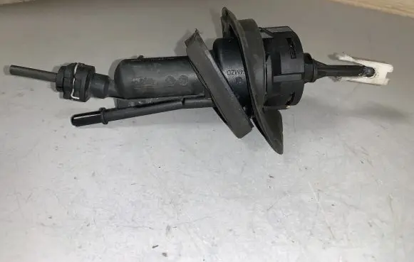 Ford Focus Clutch slave cylinder 3M517A543AG