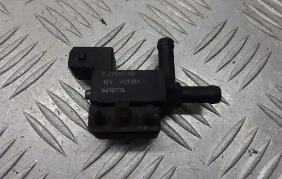 Volvo S40, V40 Turbo solenoid valve 72251702