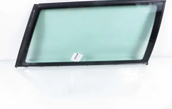 Volkswagen PASSAT B5.5 Rear side window 