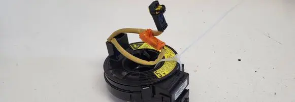 Toyota Corolla E120 E130 Airbag slip ring squib (SRS ring) 37043