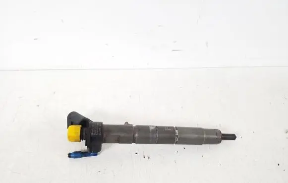 Mercedes-Benz E W213 Fuel injector A6540700187