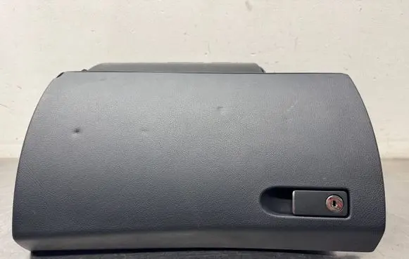 Mercedes-Benz C W204 Glove box A2046804991 00009H20