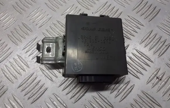 Mazda 3 I Headlight ballast module Xenon BP4K51225