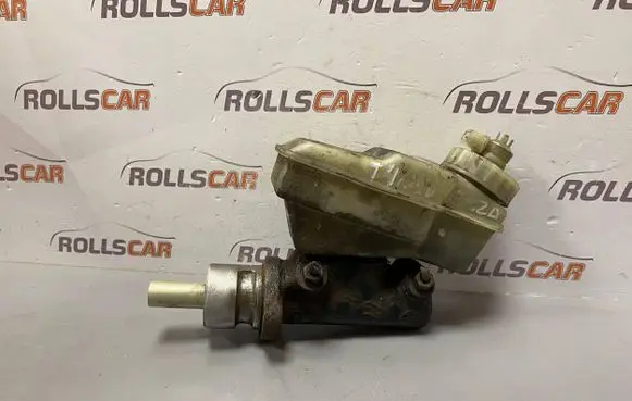 Volkswagen Transporter - Caravelle T4 Master brake cylinder 701611303A