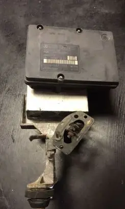 Mercedes-Benz CLK A209 C209 ABS Pump 2095451432