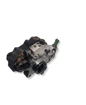 Volvo XC90 Fuel injection high pressure pump 30756125 61867 0445010111