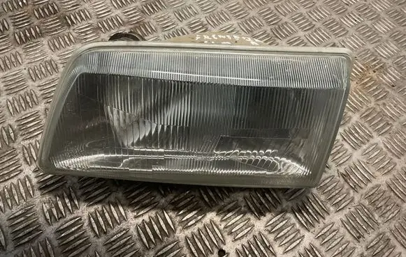 Opel Frontera A Headlight/headlamp