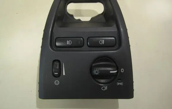 Volvo XC90 Light switch 30739302
