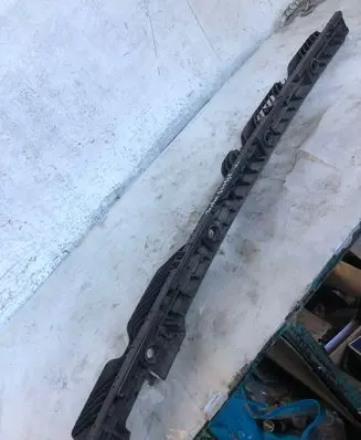 Volkswagen Touran III Rear bumper mounting bracket 5ta807863