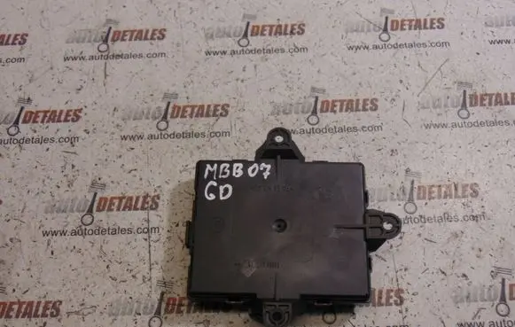 Mercedes-Benz B W245 Door control unit/module A1698209226