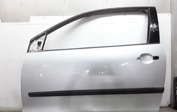Door (2 Door Coupe)
