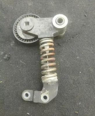 Audi A6 S6 C7 4G Generator/alternator belt tensioner 079903133bg