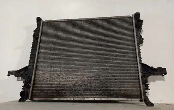 Volvo XC90 Coolant radiator 30681823