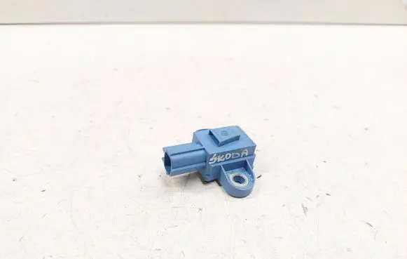 Skoda Octavia Mk2 (1Z) Airbag deployment crash/impact sensor 1K0955557B