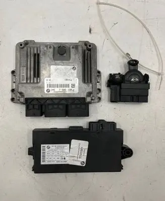Mini One - Cooper Coupe R56 Engine ECU kit and lock set 7586134 9226238 3449103