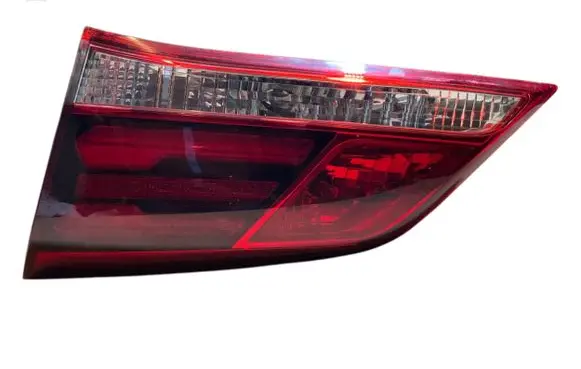 Hyundai i40 Tailgate rear/tail lights 924043Z600 924043Z6