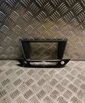 Opel Crossland X Radio/GPS head unit trim 39137997