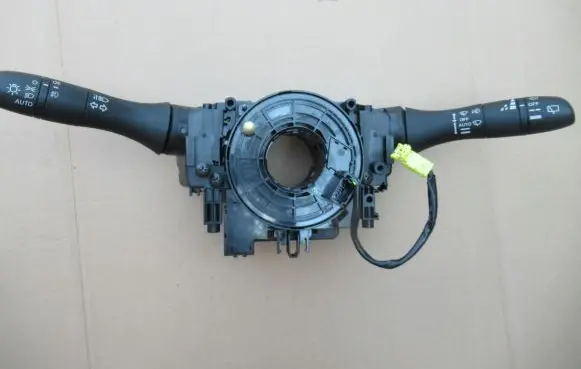 Nissan Pulsar Wiper turn signal indicator stalk/switch 255544EA0A