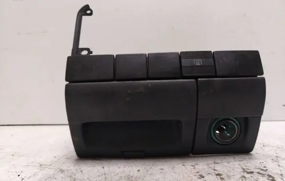 Car ashtray