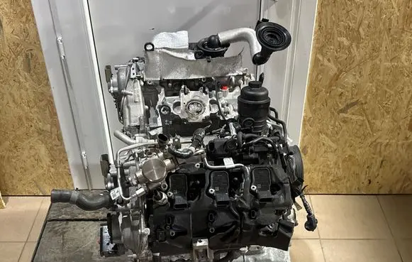Porsche Cayenne (9Y0 9Y3) Engine DCBE DCB PAC100021G