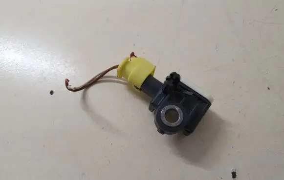 Volkswagen Up Airbag deployment crash/impact sensor 2H0959351