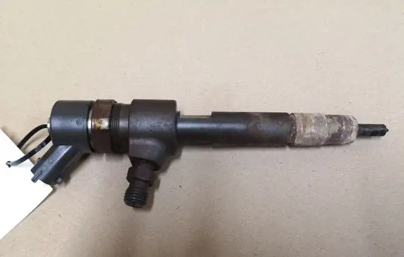 Opel Zafira B Fuel injector 0445110276