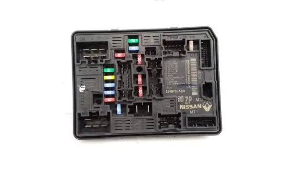 Nissan Juke II F16 Fuse module 284B76LA0B
