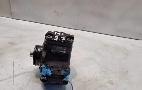 Mercedes-Benz ML W163 Fuel injection high pressure pump 0986437013 A6120700001