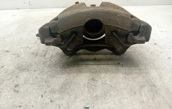 Opel Zafira A Front brake caliper