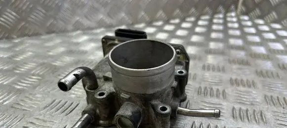 KIA Ceed Throttle valve 351002B300