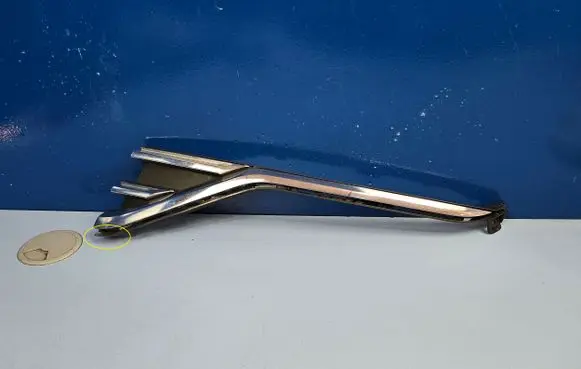 Volkswagen Touareg III Front bumper splitter molding 760853597A 760853597AIDJ