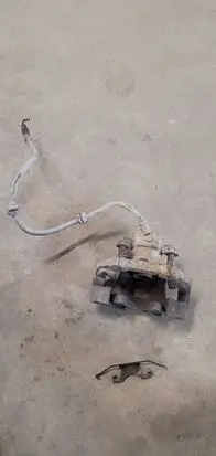 Mercedes-Benz ML W164 Rear brake caliper