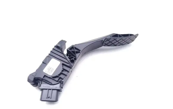 Volkswagen Polo VI Accelerator throttle pedal 2Q2723503 6PV010621