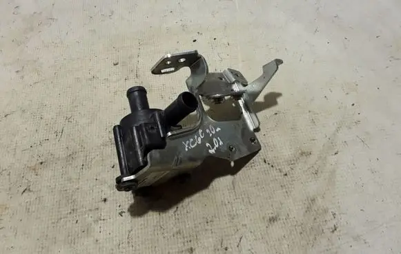 Volvo XC60 Electric auxiliary coolant/water pump 31657307