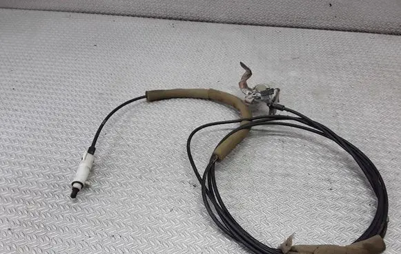 Toyota Avensis Verso Fuel cap flap release cable 